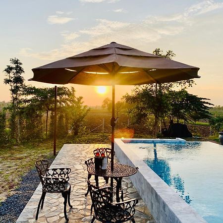 Rang Robin Farmstay For 4 With Pool Ban Wang Muang ภายนอก รูปภาพ