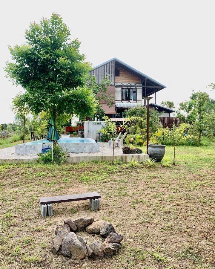 Rang Robin Farmstay For 4 With Pool Ban Wang Muang ภายนอก รูปภาพ